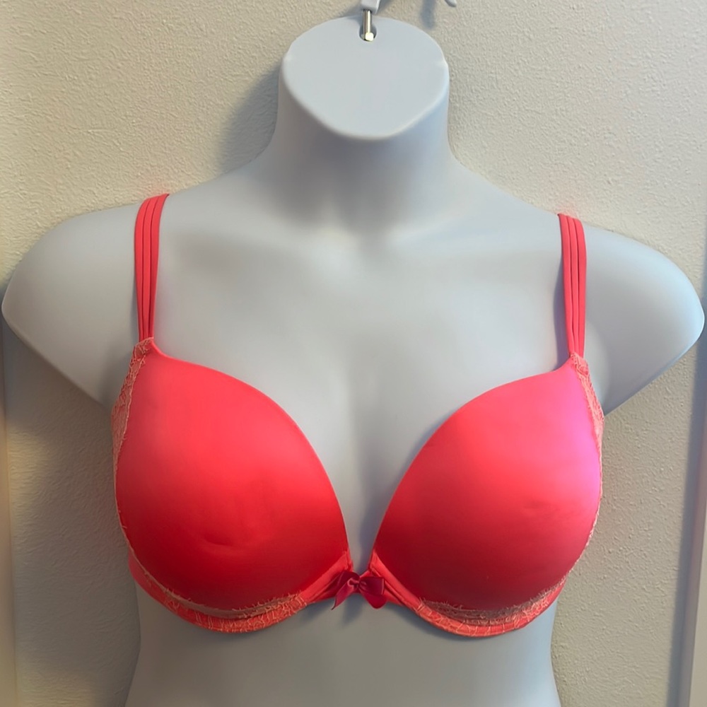 VS Hot Pink Very Sexy Push Up